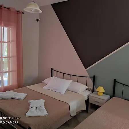 Ak Village * Δρέπανο