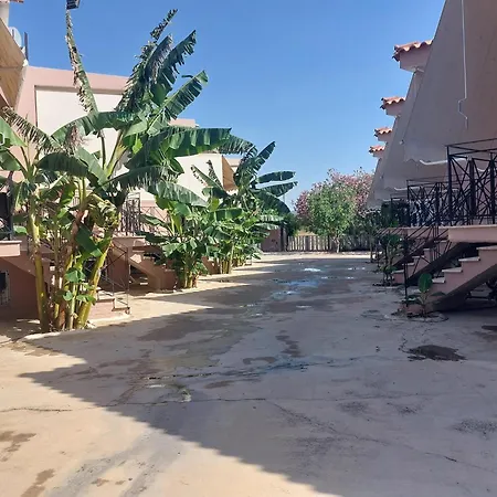Апартаменты Ak Village Дрепанон